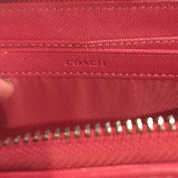 Coach Wallet - Picture 4 of 4